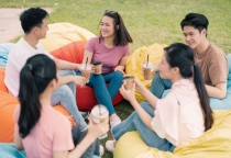 Người Nam Châm: Sức Hút Từ Nội Lực và Cách Trở Thành Người Có Tầm Ảnh Hưởng Người Nam Châm: Sức Hút Từ Nội Lực và Cách Trở Thành Người Có Tầm Ảnh Hưởng